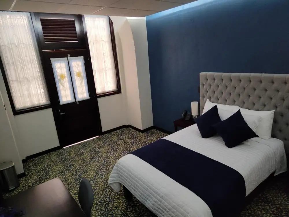HOTEL MARGARITA 10